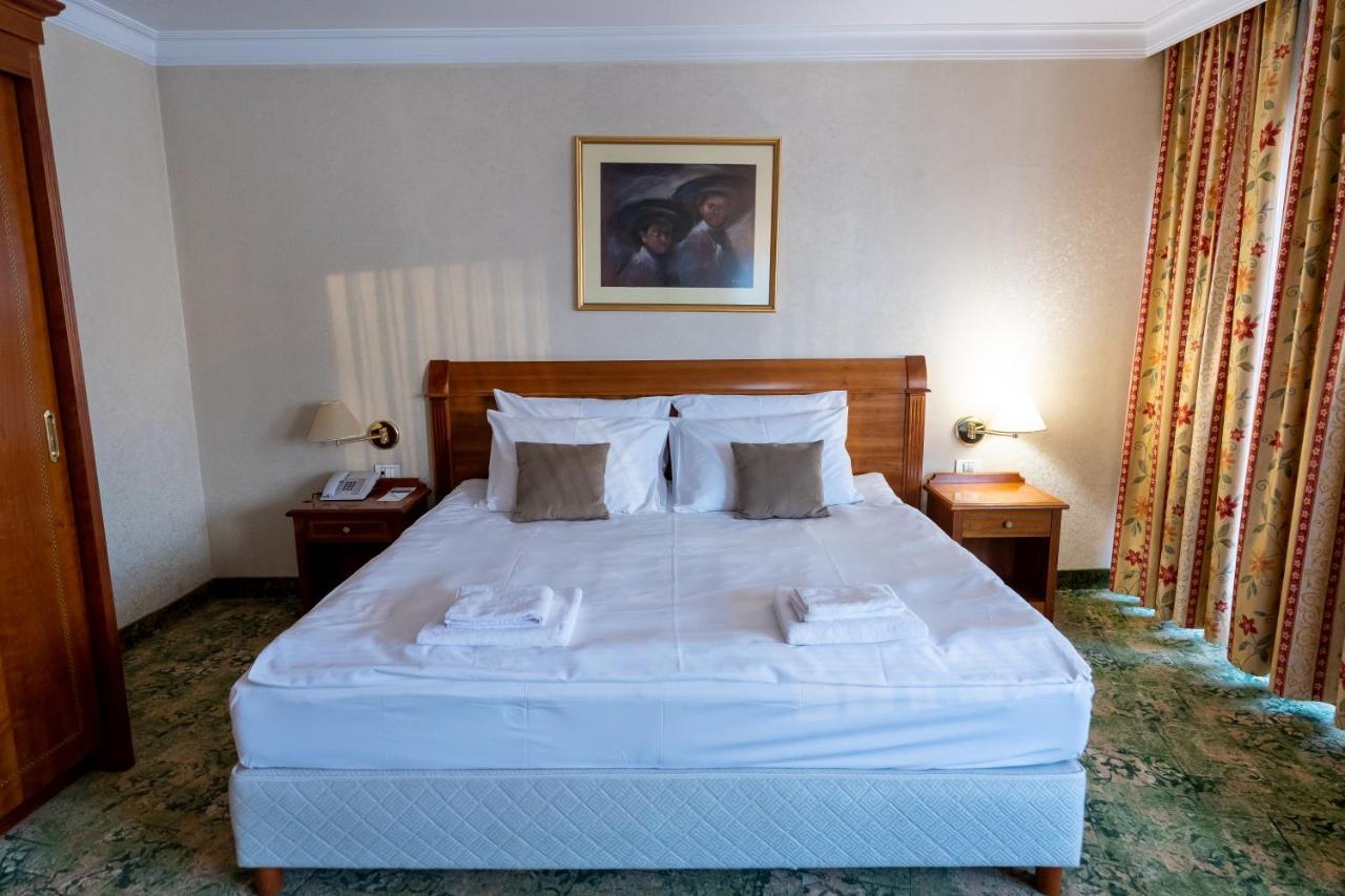 Best Western Hotel Turist Skopje Luaran gambar