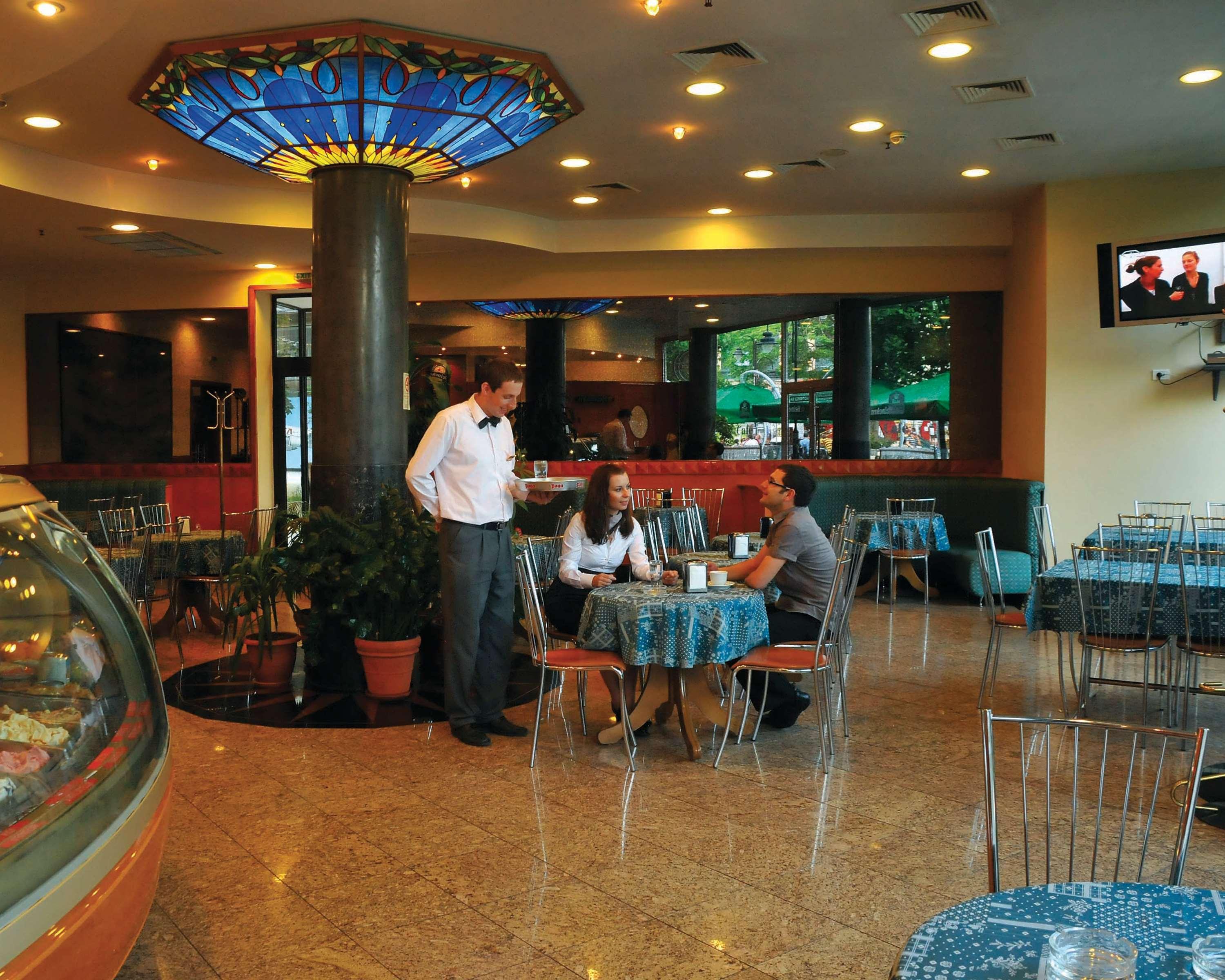 Best Western Hotel Turist Skopje Restoran gambar