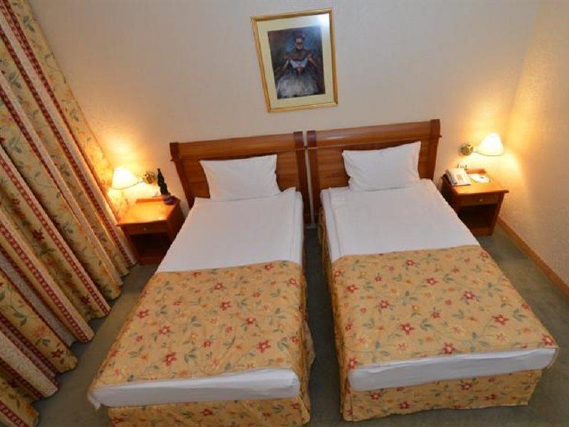 Best Western Hotel Turist Skopje Luaran gambar
